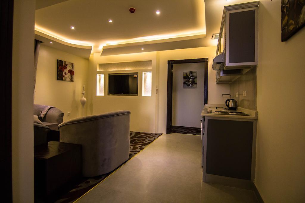 Rest Night Hotel Suites - Al Moroj Ер-Ріяд Номер фото