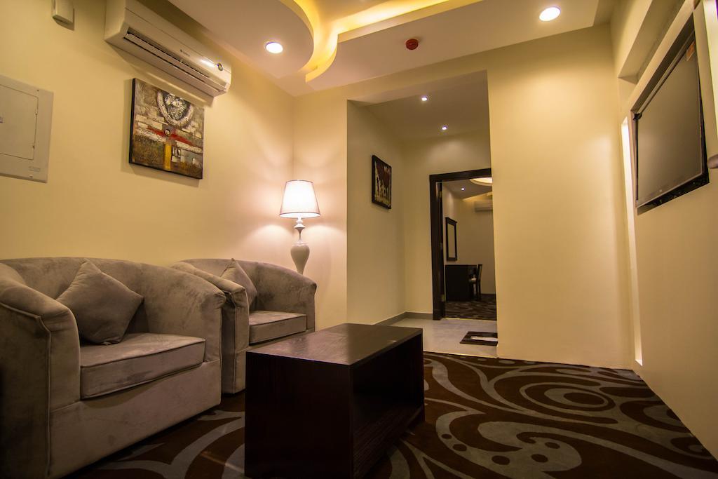 Rest Night Hotel Suites - Al Moroj Ер-Ріяд Номер фото
